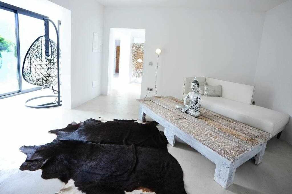 Villa Balinese Near The Outdoor Jacuzzi *